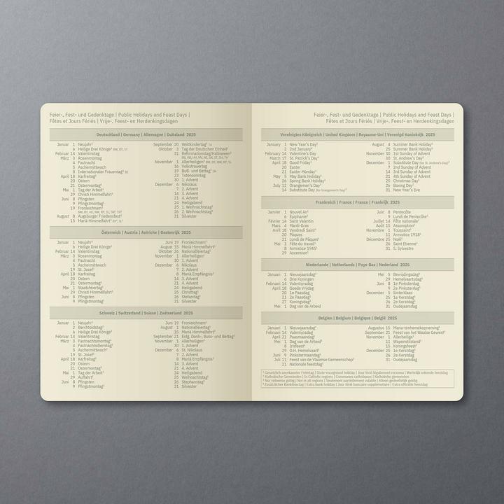 Actual product image Sigel Weekly calendar 2025 C2522 1W/2S black 21x13.5cm (135 x 210 mm, German)