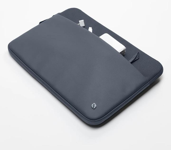 Immagine prodotto Incase Custodia A.R.C. per laptop da 16 pollici - Navy (16", Universale)