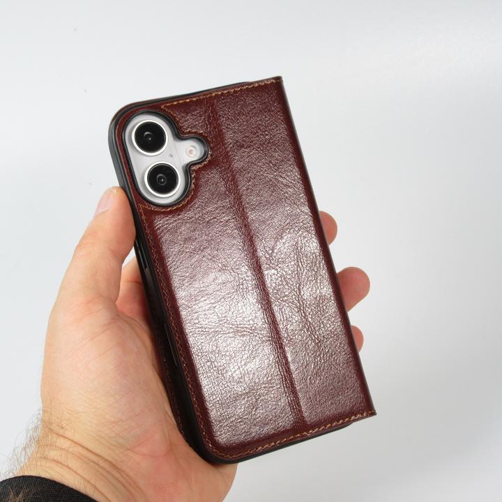 Actual product image QiAlino Fourre Flip cuir véritable (Apple iPhone 16 Plus)