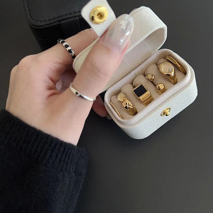 Image du produit Only-Bags.Store Mini portable Petit sac de rangement pour bijoux Voyage Simple en cuir Collier Boucles d'oreilles