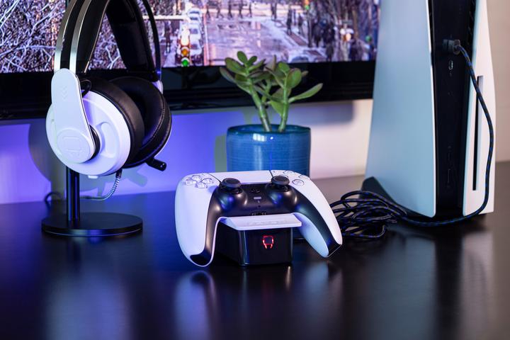 Produktbild Venom PS5 Controller Charger Docking Station (PS5)