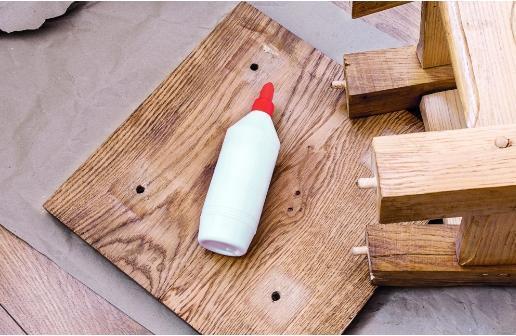 Produktbild Fischer Praktische Helfer Leimen & Verbinden, Sortimentbox mit 160 Holzdübeln, Set für sichere Verbi (160 Stk.)