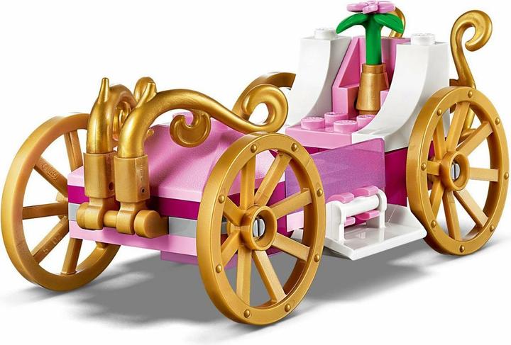 Actual product image LEGO Aurora's royal carriage (43173, LEGO Disney)