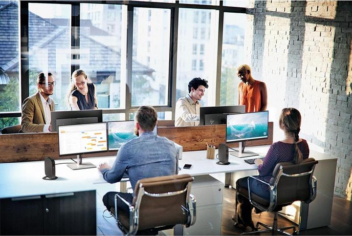 Actual product image HP E24 G4 (1920 x 1080 pixels, 23.80")