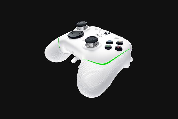 Image du produit Razer Wolverine V2 Chroma (PC, Xbox One X, Xbox Series X, Xbox One S, Xbox Series S)