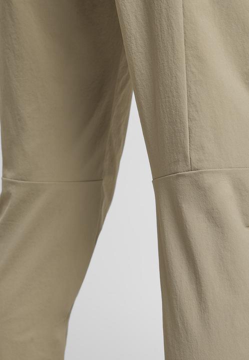 Actual product image Jack Wolfskin Hikeout Pants W (36)