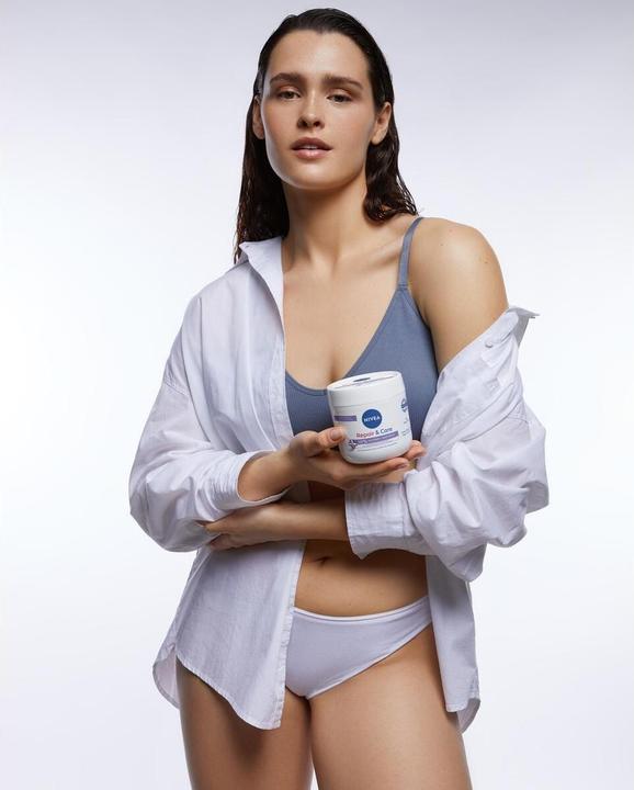 Actual product image NIVEA Repair & Care Sensitive Repair (Body milk, 400 ml)