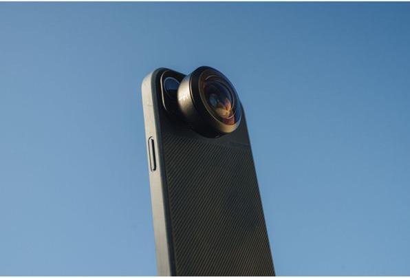 Actual product image Moment Fisheye 14mm Lens - T-Series (full size)