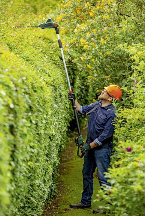 Produktbild Bosch Home & Garden UniversalHedgePole 18 (Akkuheckenschere)