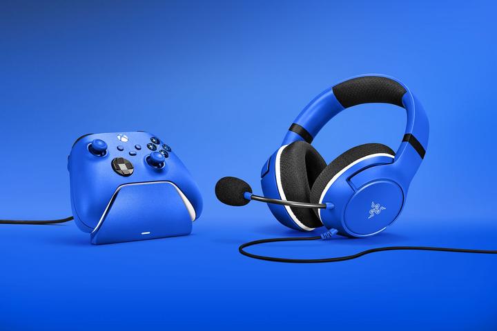 Produktbild Razer Essential Duo Bundle Kaira X für Xbox Charging Stand für Xbox Controller blue (Kabelgebunden)