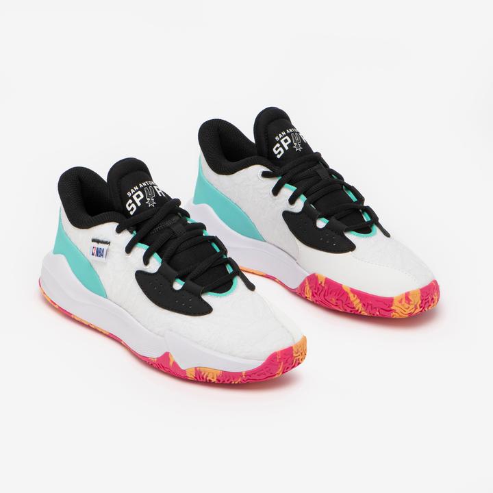 Produktbild Tarmak Kinder Basketball Schuhe NBA Spurs - Fast 900 Low-1 schwarz/weiss (36)