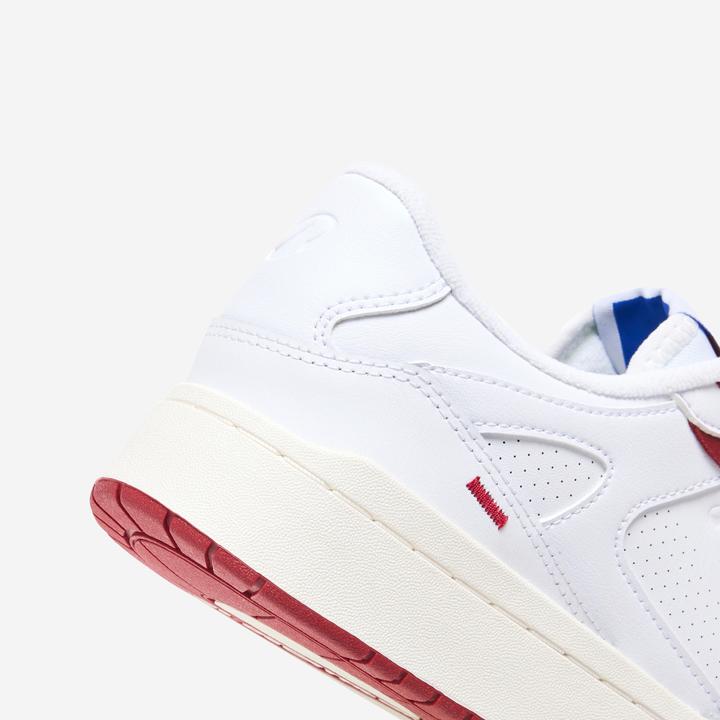 Image du produit Decathlon Baskets CJ80 homme, blanc et bordeaux (41)