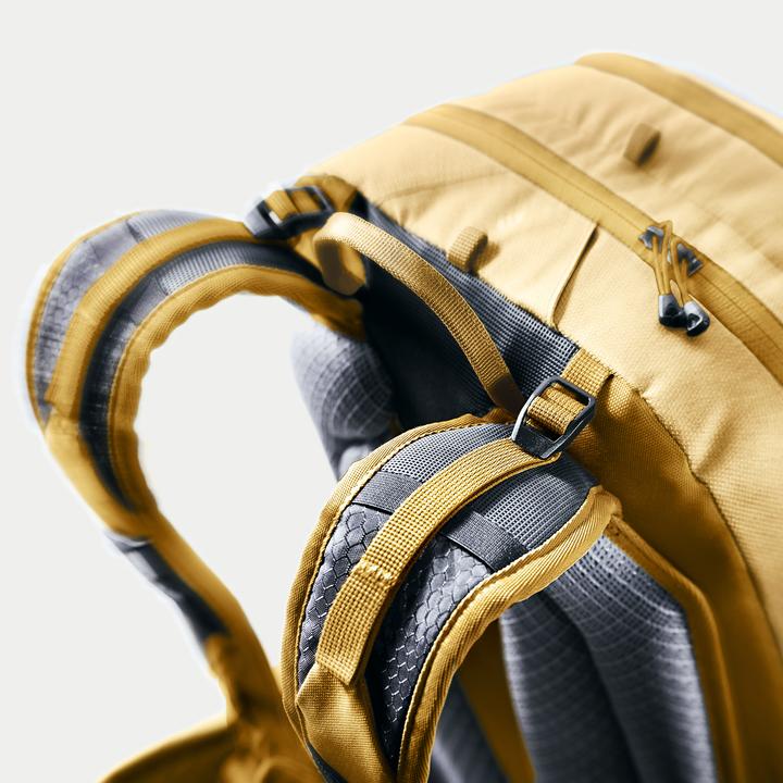 Actual product image Deuter Attack 16 (16 l)