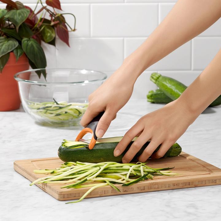 Image du produit OXO GG Präzision Y Schäler, Julienne
