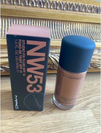Immagine prodotto MAC Cosmetics Studio Fix Fluid SPF 15 (N. NC53)