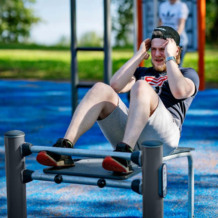 Produktbild Kompan Outdoor-Fitnessgerät Sit-Up Bank