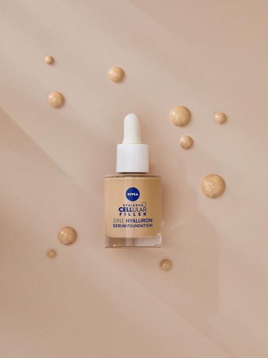 Produktbild NIVEA Hyaluron Cellular Filler 3in1 Serum Foundation mittel (30ml) (02)