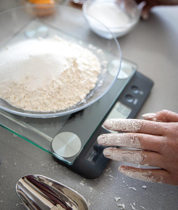Immagine prodotto Taylor's Bilancia da cucina doppia digitale Taylor Pro Touchless Tare 14,4 kg, in confezione regalo