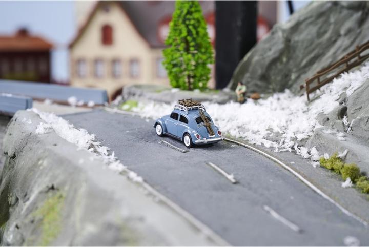 Immagine prodotto Carson 1:87 VW Maggiolino WintersportVers.2.4G 100% (RTR pronto all'uso)