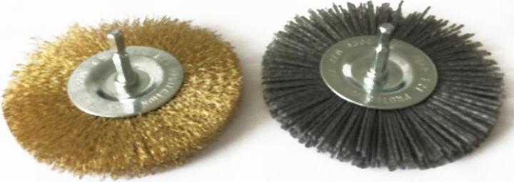 Güde Set di 2 spazzole di ricambio in metallo-polietilene. (Nylon) per il pulitore di giunti GFR 401