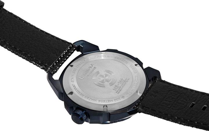 Actual product image Luminox Ice-Sar Arctic 1200 (Swiss made, Analogue wristwatch, 46 mm)