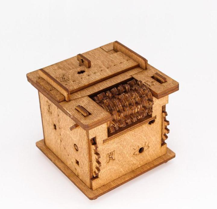 Actual product image iDventure Cluebox - Schrödinger's cat (German, French, English)