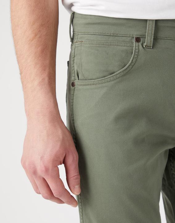 Actual product image Wrangler Greensboro (New Arizona) Straight Fit Dusty Olive (W31/L32)