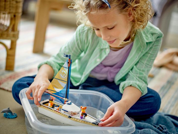 Produktbild LEGO Segelboot (60438, LEGO City)
