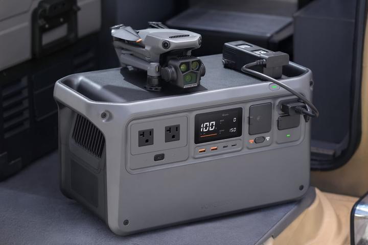 Immagine prodotto DJI Cavo di ricarica rapida Power SDC per Mavic serie 3 (Cavo del drone, DJI Mavic 3 Classic, DJI Mavic 3 Enterprise, DJI Mavic 3, DJI Mavic 3 Multispettrale, DJI Mavic 3 Pro)