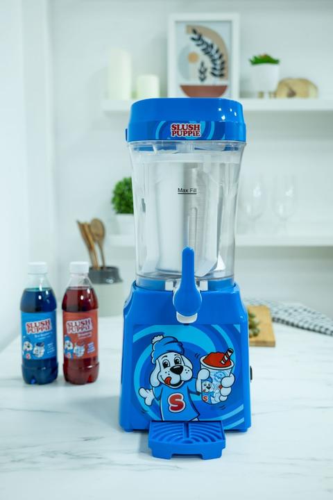 Actual product image Fizz Ice cream maker SlushPuppie slush ice 1 litre blue with tap
