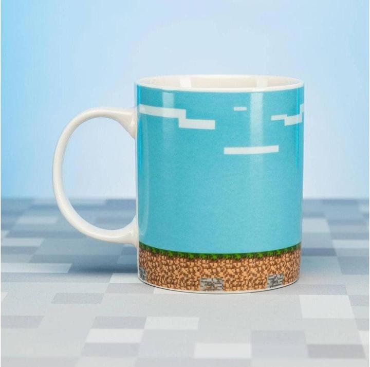 Actual product image Paladone Products Build A Level (325 ml, 1 x)