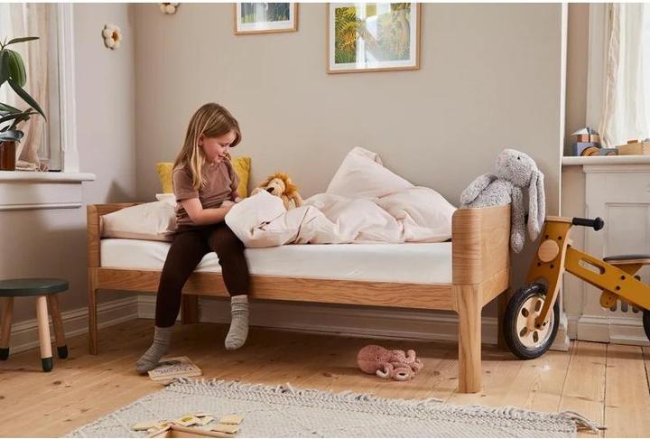 Actual product image Flexa Nova junior bed incl. mattress Oak (70 x 150 cm)