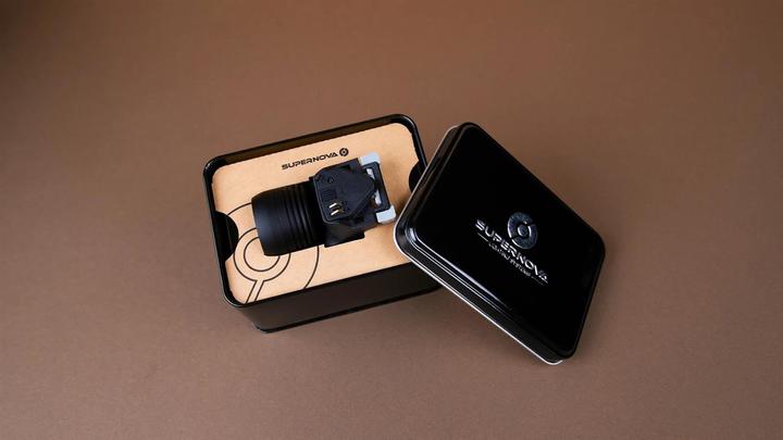 Produktbild Supernova Mini 2 Pro MonkeyLink - schwarz (550 lm)