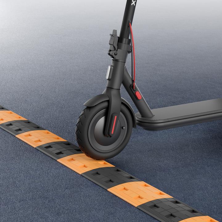 Immagine prodotto Xiaomi Scooter elettrico 4 (25 km/h, 35 km, 300 W)