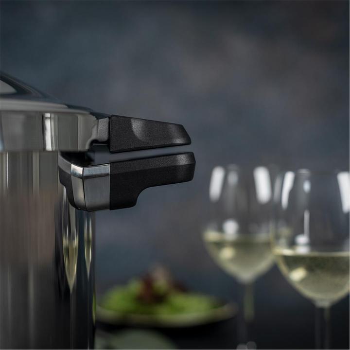 Actual product image Kuhn Rikon Duromatic Hotel (28 cm, Steam cooker, Stainless steel)