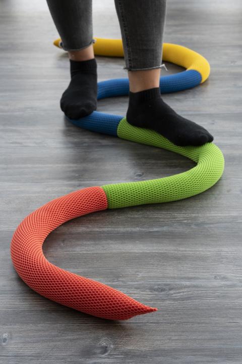 Actual product image Beluga Balancing snake, large