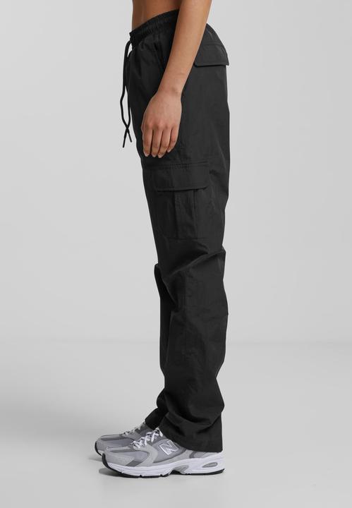 Immagine prodotto Urban Classics Ladies Nylon Cargo Pants (S)