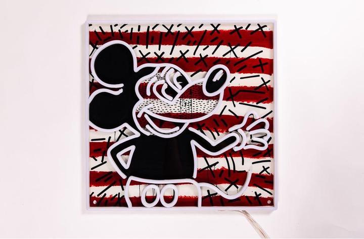 Actual product image YellowPop Keith Haring x Mickey 1, retro stripes