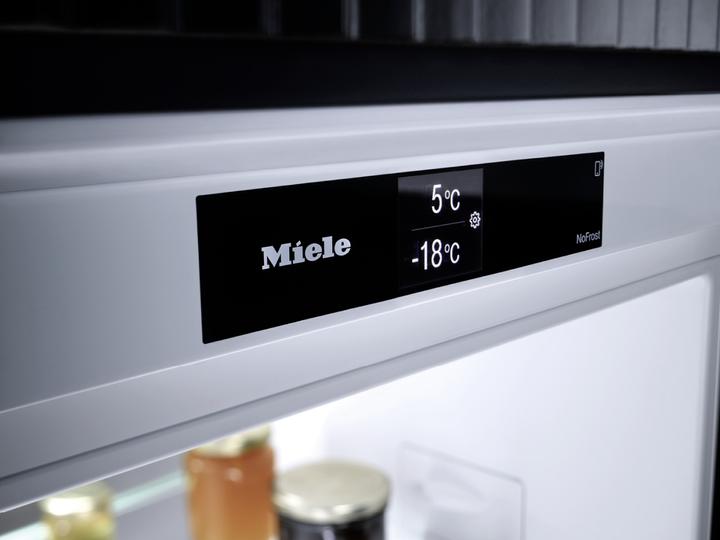 Actual product image Miele K 7773 D (296 l)