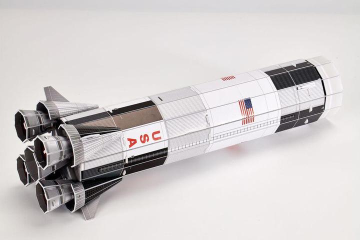 Productafbeelding Revell Apollo 11 Saturn V (136 onderdelen)