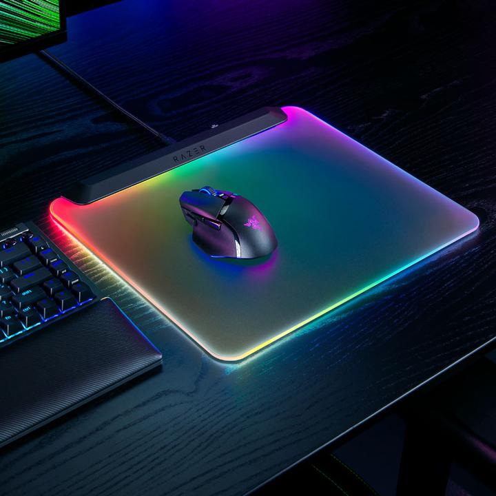Produktbild Razer Firefly V2 Pro (M)