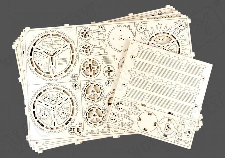 Produktbild WoodenCity Königliche Wand-Pendeluhr
