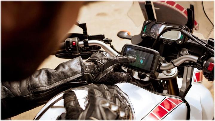 Produktbild TomTom Rider 550 Premium Pack (4.30")