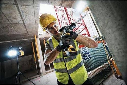 Produktbild DeWalt DreigangSchlagbohrschrauber (Akkubetrieb)