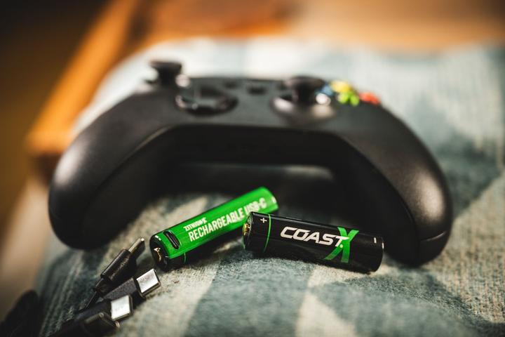 Actual product image Coast Zithion-X USB-C (4 pcs., AA, 2400 mAh)