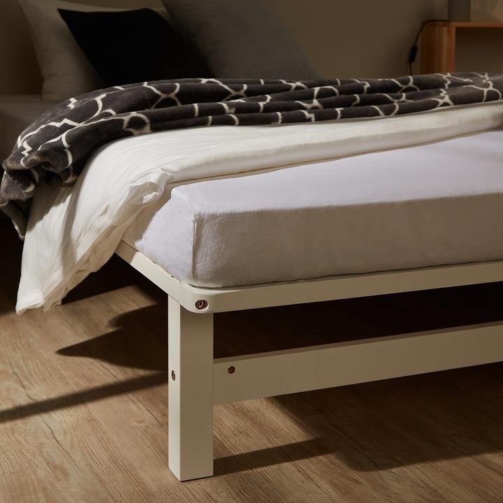 Actual product image Jamb Pallet bed Wooden bed 140x200cm solid wood white (140 x 200)