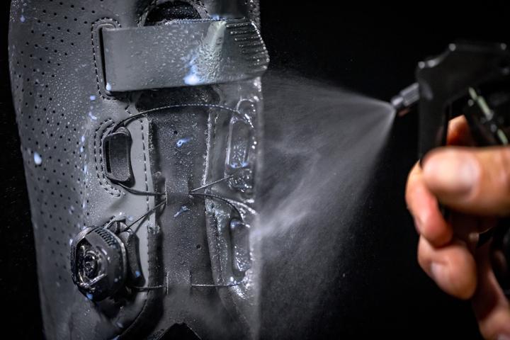 Actual product image Muc-Off Footwear Shield (1 x, 250 ml)