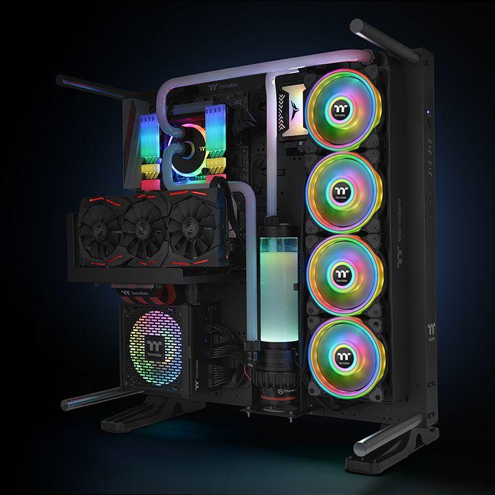 Produktbild Thermaltake Riing Quad 14 (140 mm, 3 x)