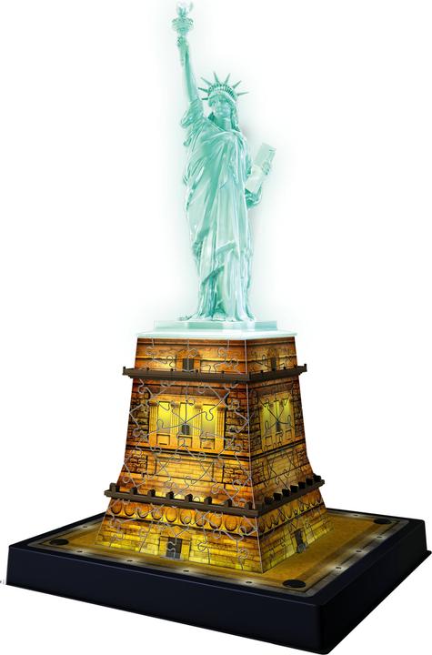 Actual product image Ravensburger Statue of Liberty at night (108 pieces)