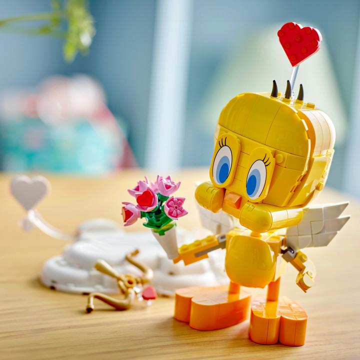 Actual product image LEGO Liebesbote Tweety (40824, LEGO DC)